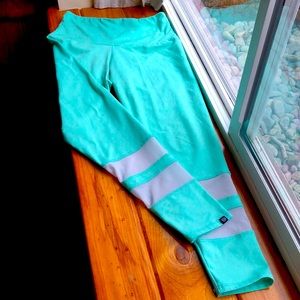 Onzie leggings